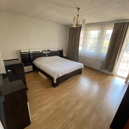 Cima Apartment Prishtine Bagian luar foto
