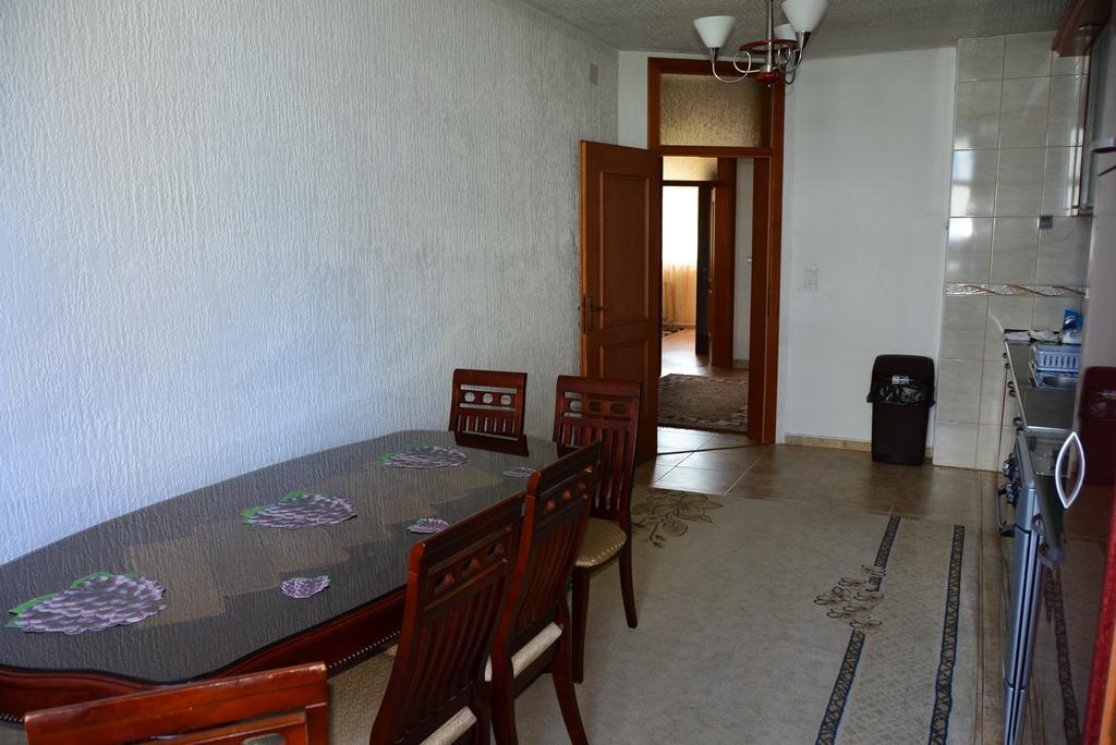 Cima Apartment Prishtine Bagian luar foto